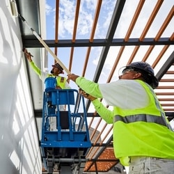 Retail & Hospitality 